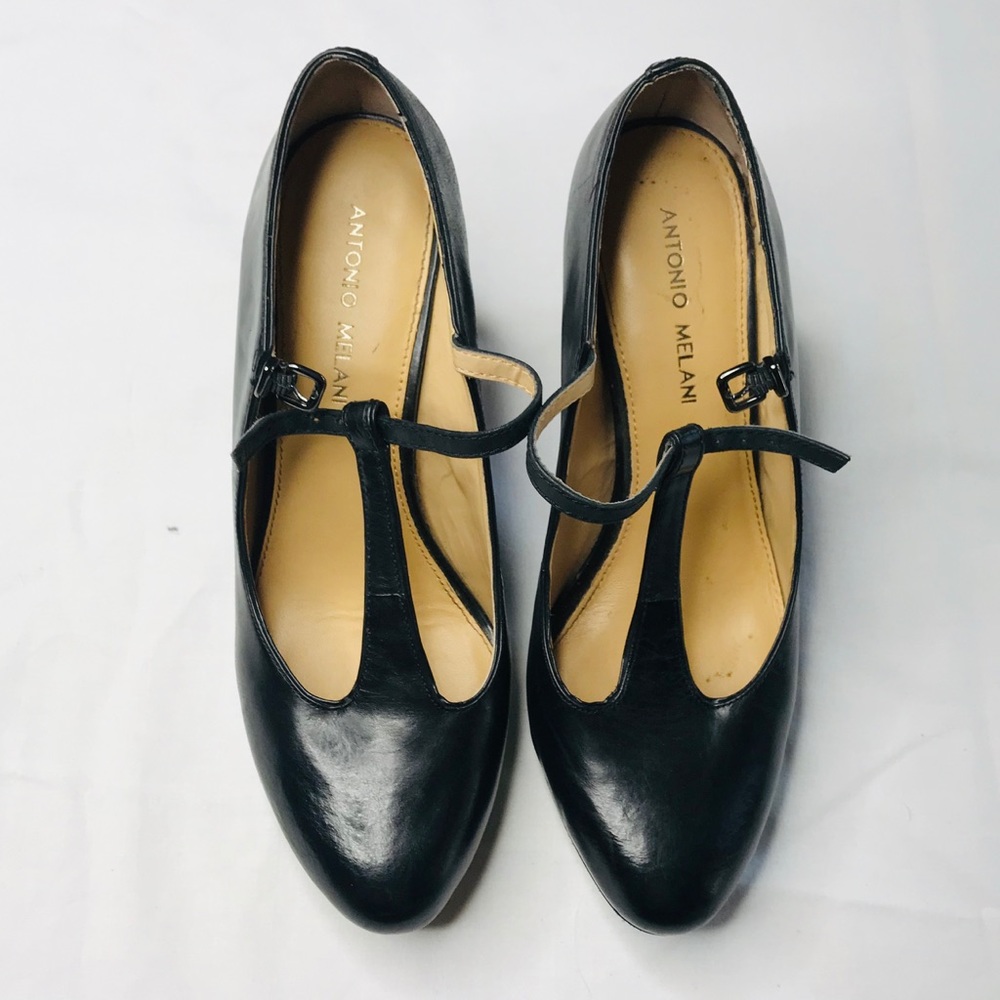 Antonio Melani black leather Mary Jane heels